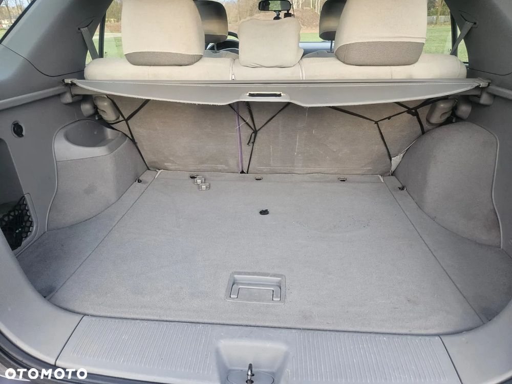 Kia Sorento 2.5 CRDi (air) - 11