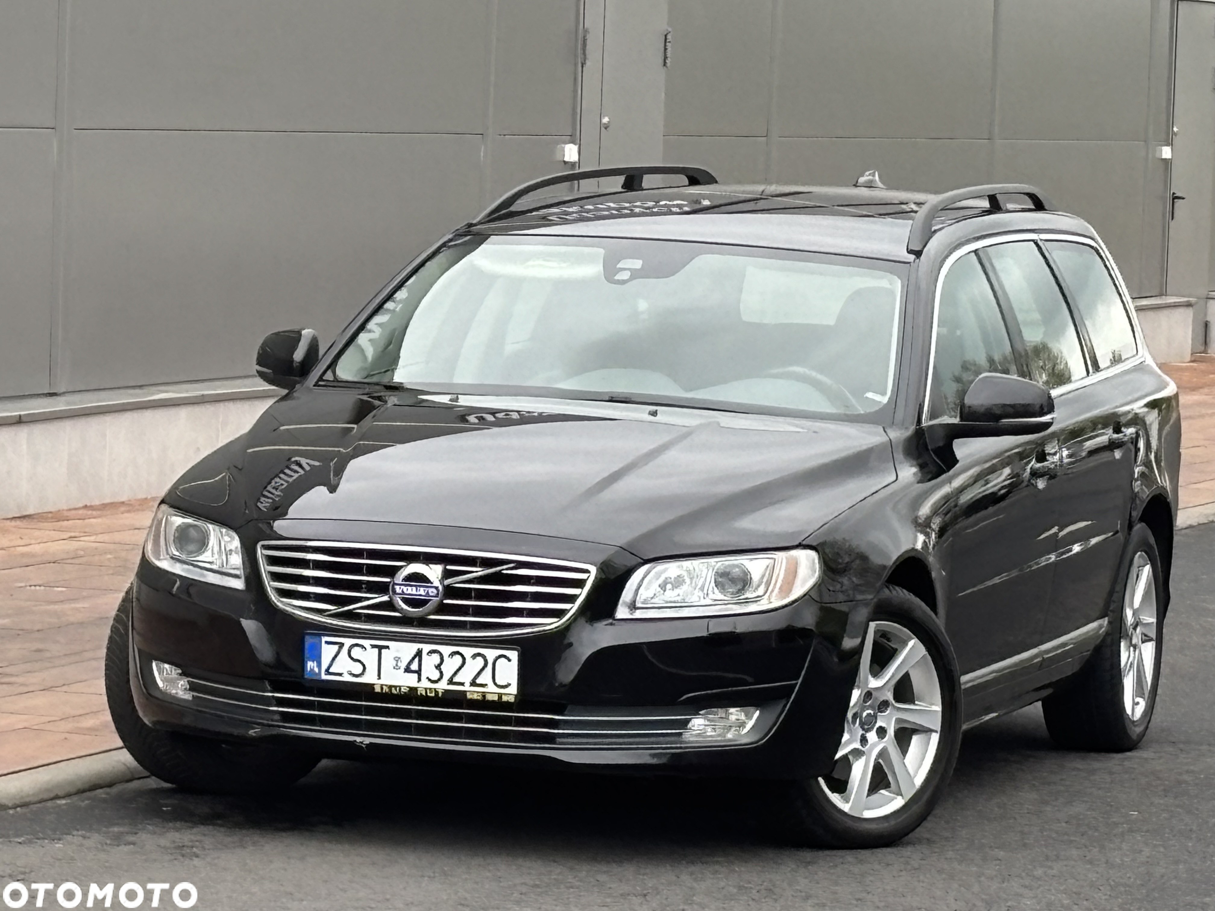 Volvo V70 D3 Geartronic Momentum - 28