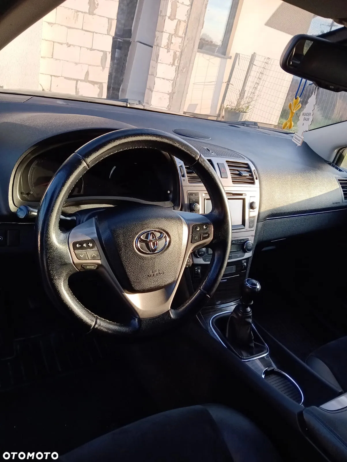 Toyota Avensis 2.2 D-CAT Prestige - 9