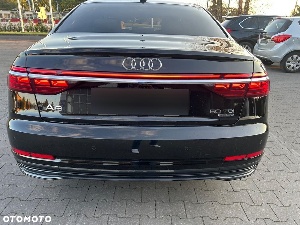 Audi A8 - 5
