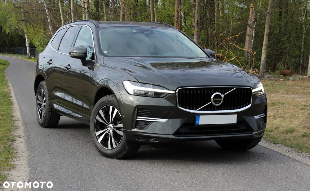 Volvo XC 60 B4 D AWD Geartronic Momentum Pro - 1