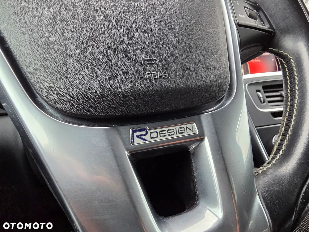 Volvo V60 T4 Geartronic R-Design - 24