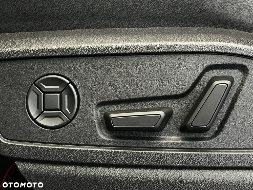 Audi SQ5 TFSI mHEV 270 kW Quattro S tronic - 14