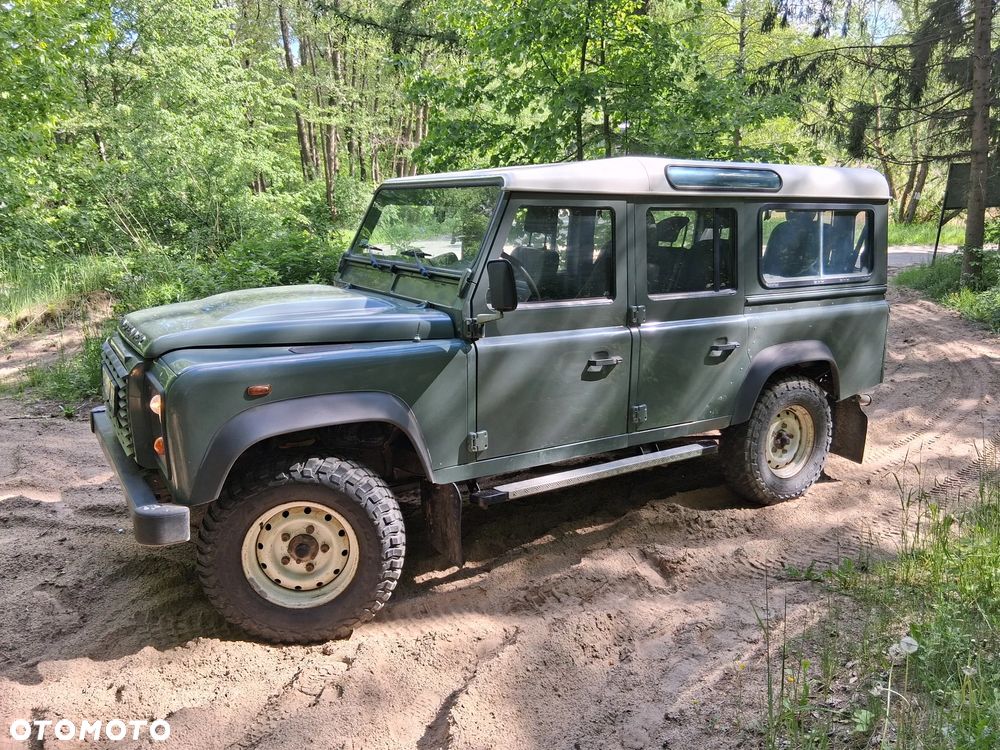 Land Rover Defender 2.4 TD4 SE - 29