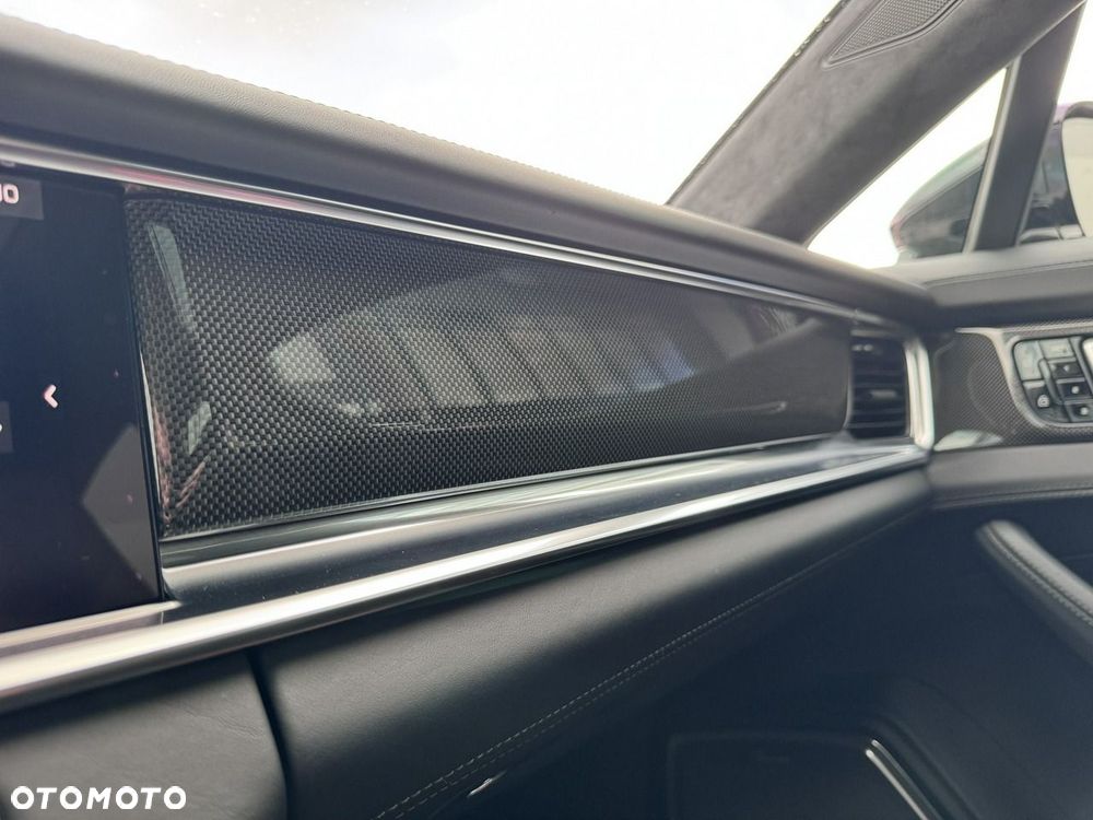Porsche Panamera Turbo S - 26