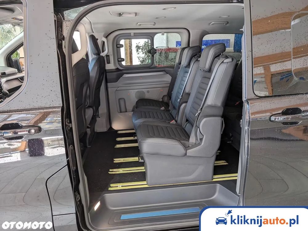 Ford Tourneo Custom 2.5 PHEV CVT 340 L2 Titanium X - 9