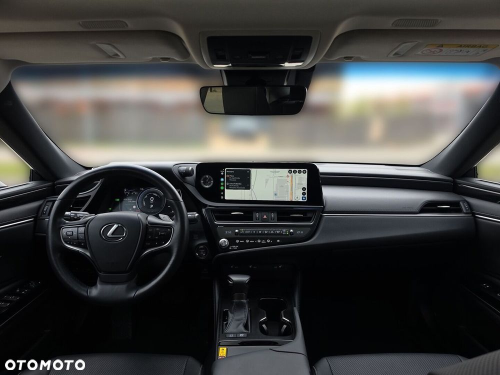 Lexus ES 300h Business Edition - 13