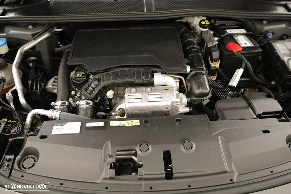 Peugeot 408 1.2 PureTech GT EAT8 - 26