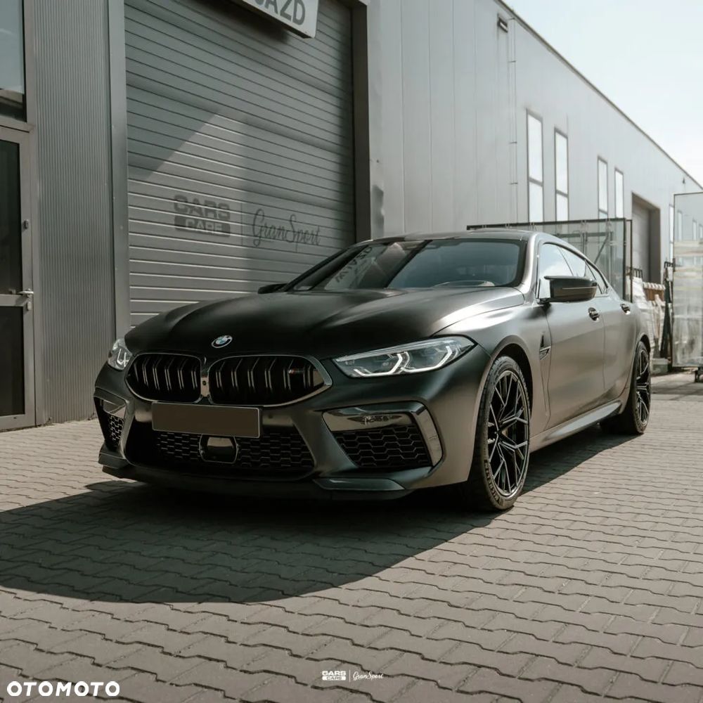 BMW M8 Competition - 3