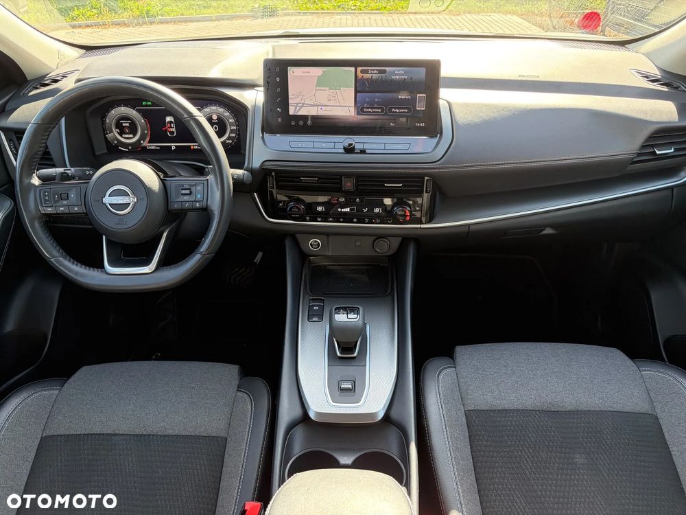 Nissan Qashqai 1.3 DIG-T mHEV N-Connecta Xtronic - 17