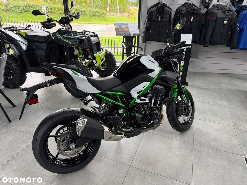 Kawasaki Z 900 - 12