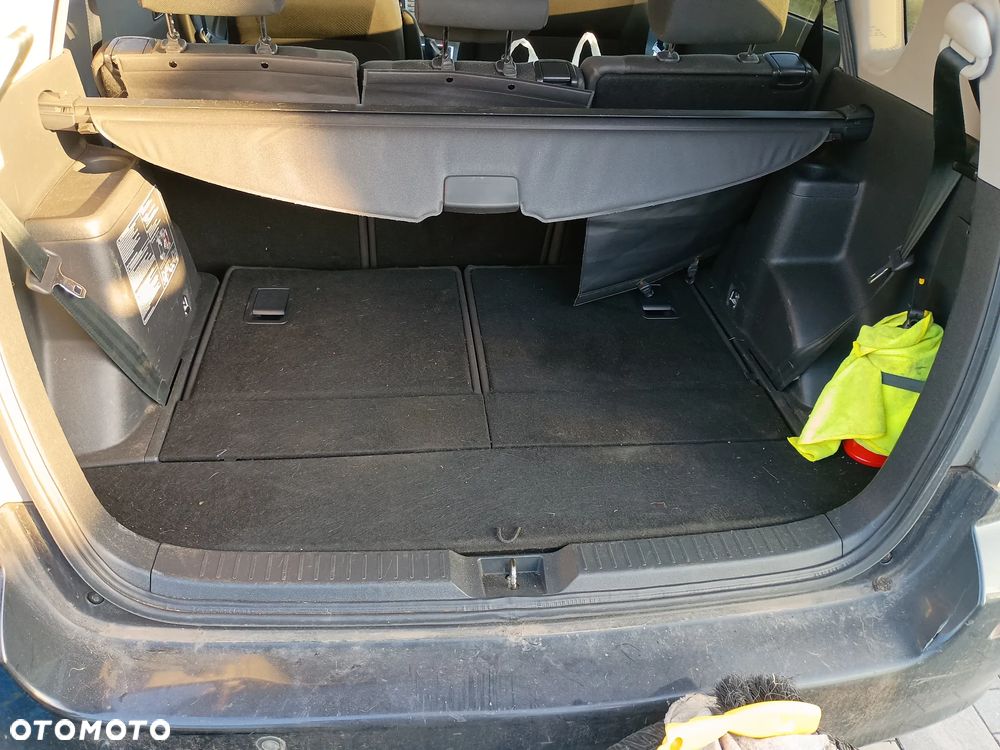 Toyota Corolla Verso - 7