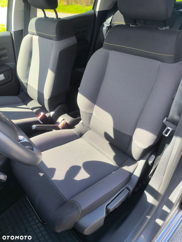 Citroën C3 1.2 PureTech Shine S&S EAT6 - 24