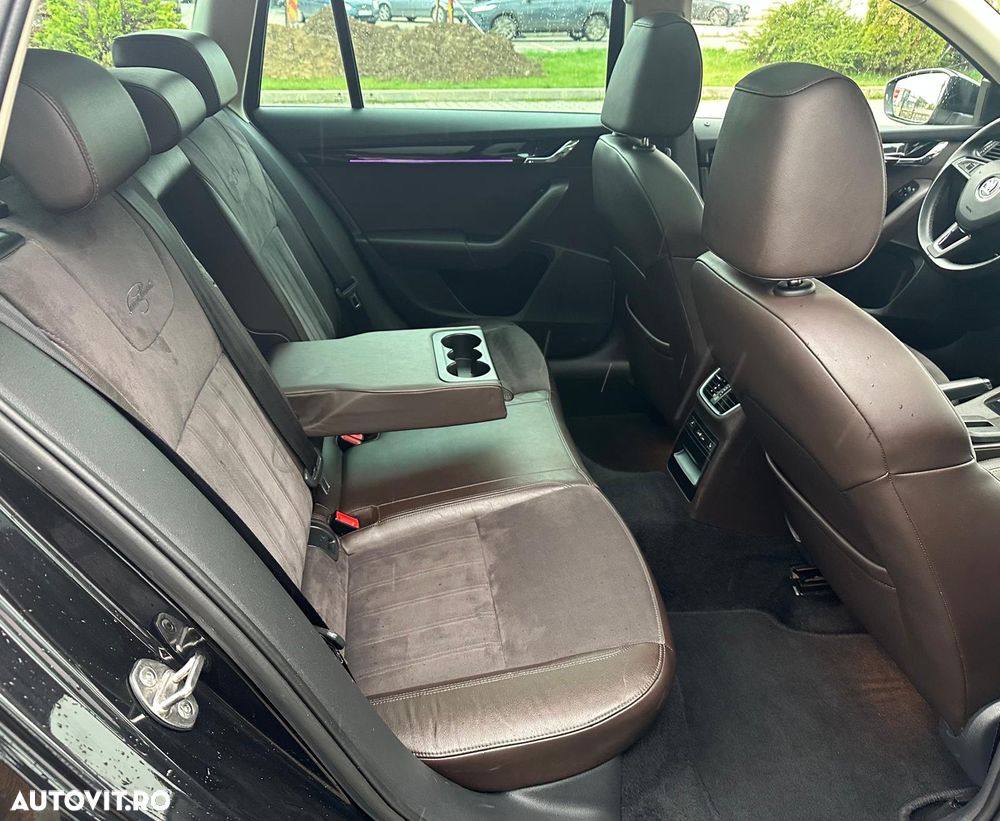 Skoda Octavia 2.0 TDI DSG Style - 13