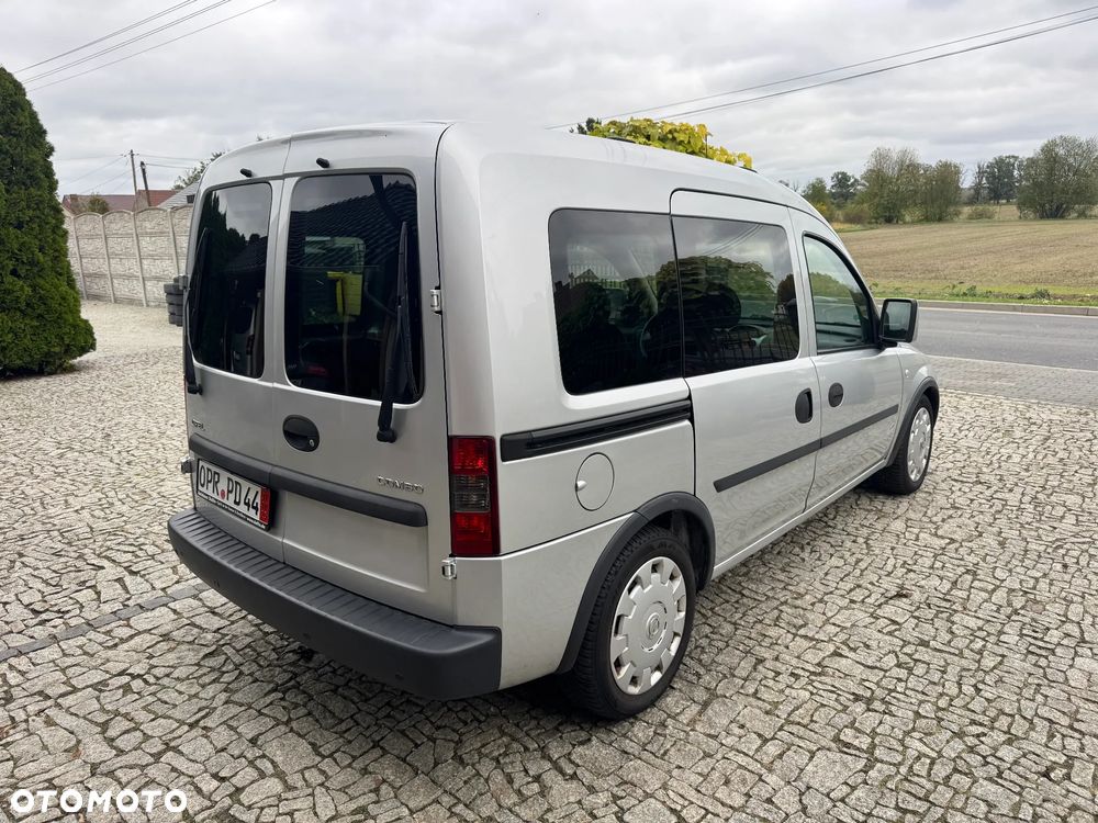 Opel Combo Tour 1.4 - 5