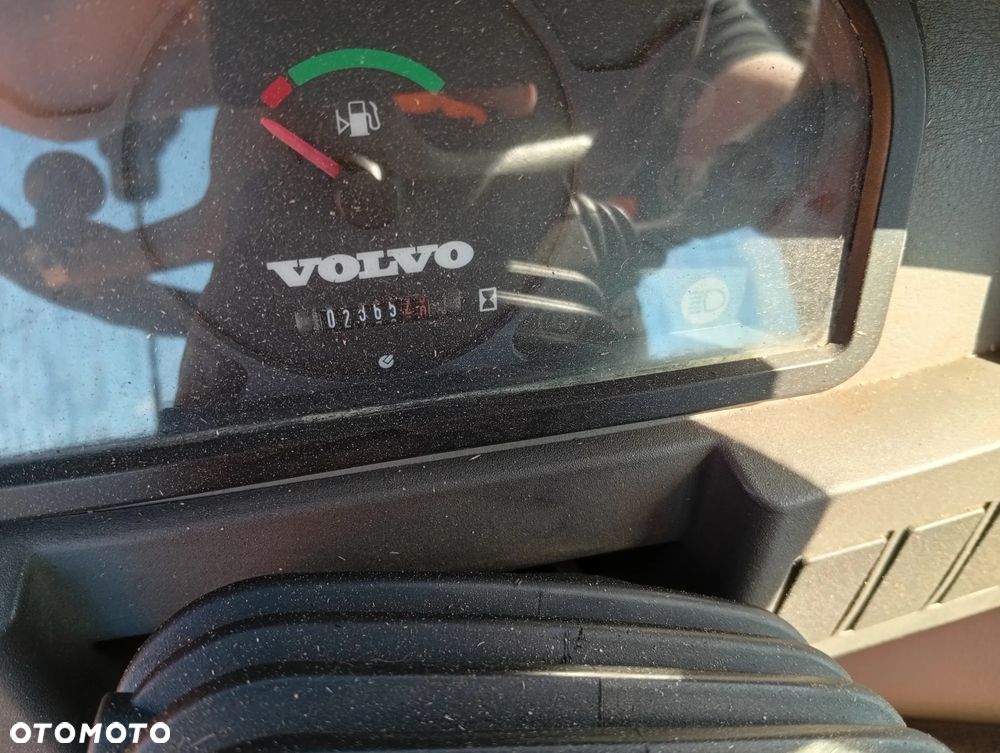 Volvo L25F - 7