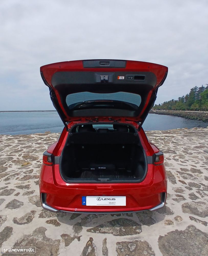 Lexus LBX Emotion - 12