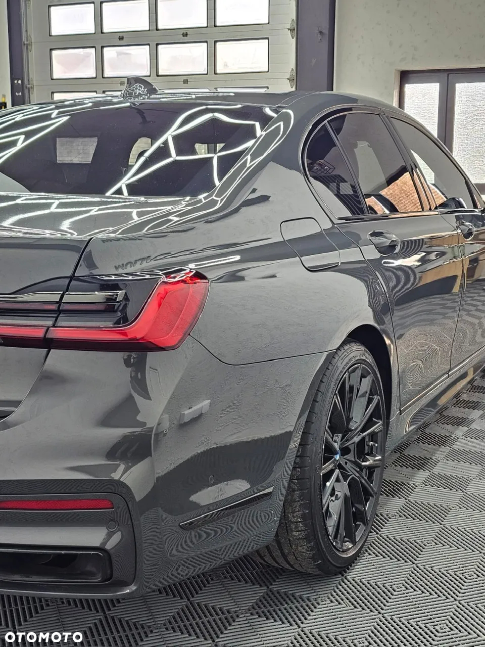 BMW Seria 7 740d xDrive sport - 17