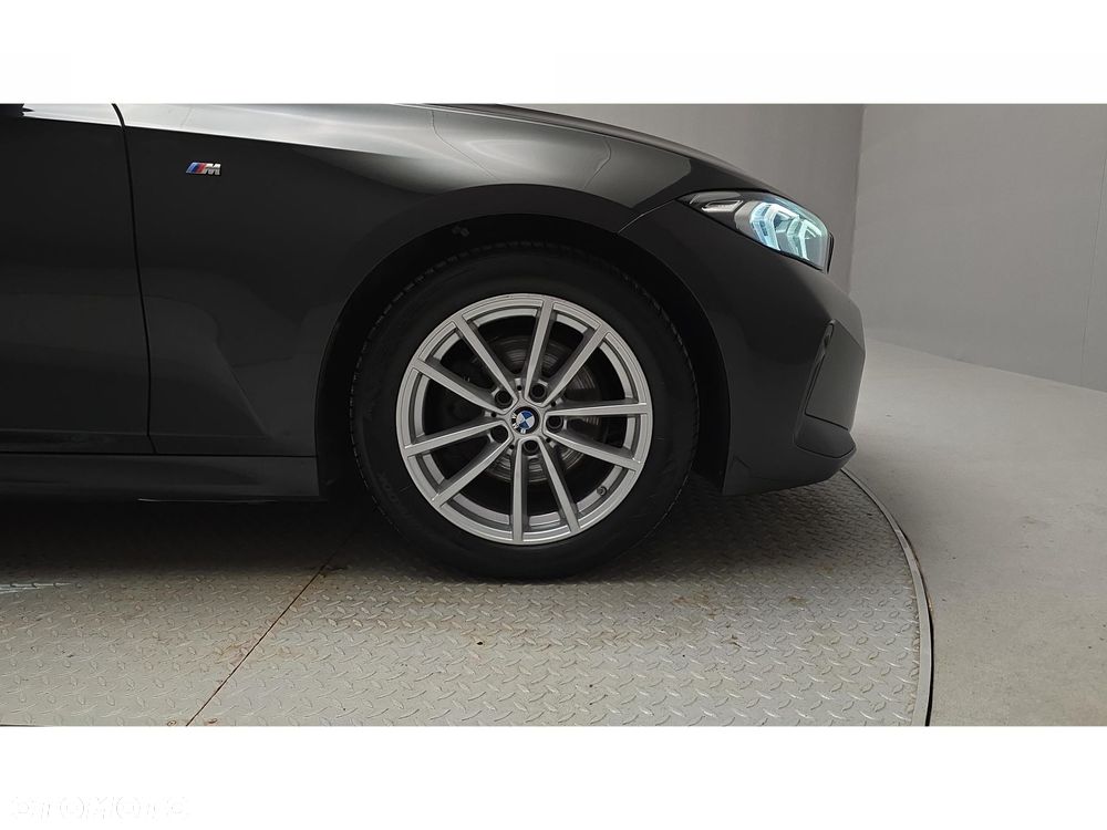 BMW Seria 3 - 25