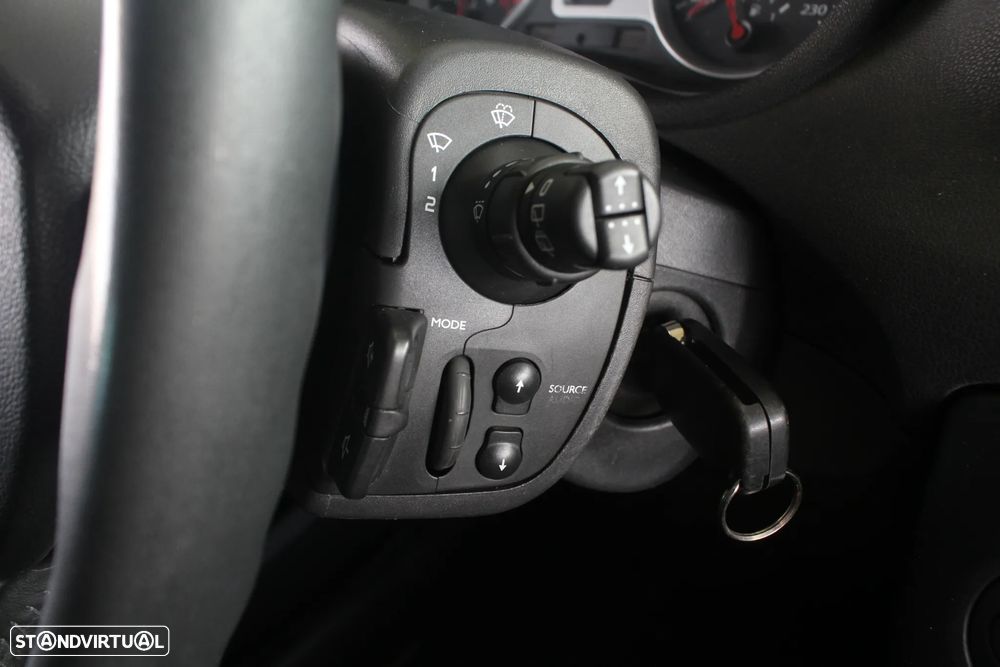 Renault Clio Break 1.5 dCi Dynamique S - 33