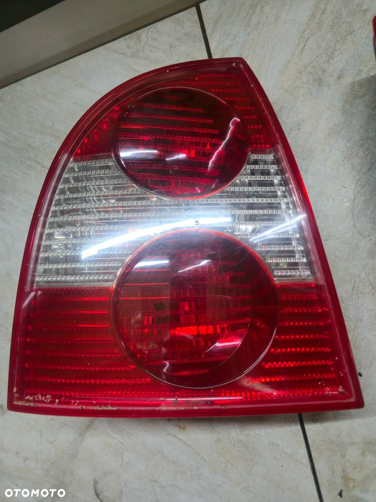 VW PASSAT B5 FL SEDAN LAMPA PRAWA LEWA TYŁ EU - 4
