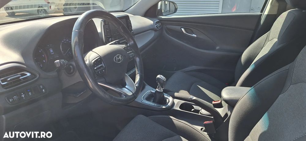 Hyundai i30 1.5 110CP 5DR M/T Highway - 9