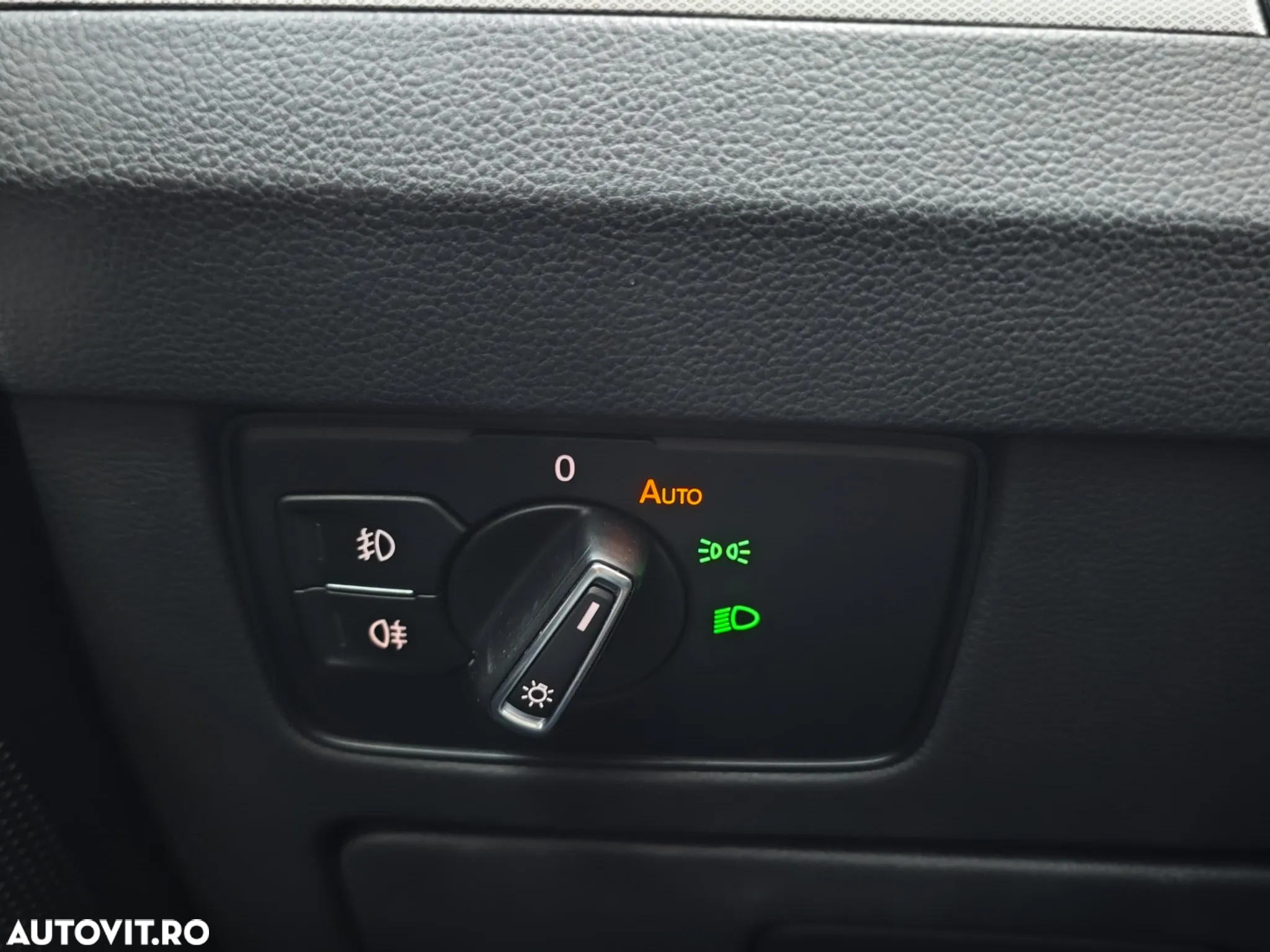 Volkswagen Passat 2.0 TDI R Executive - 22