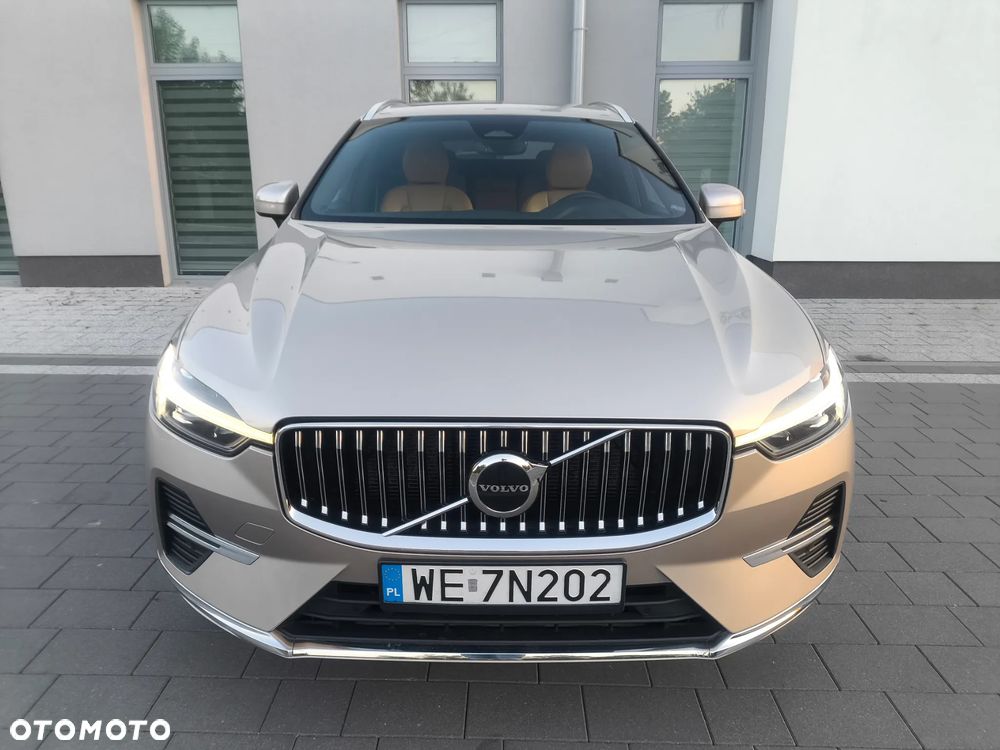 Volvo XC 60 B5 B AWD Plus Bright - 14