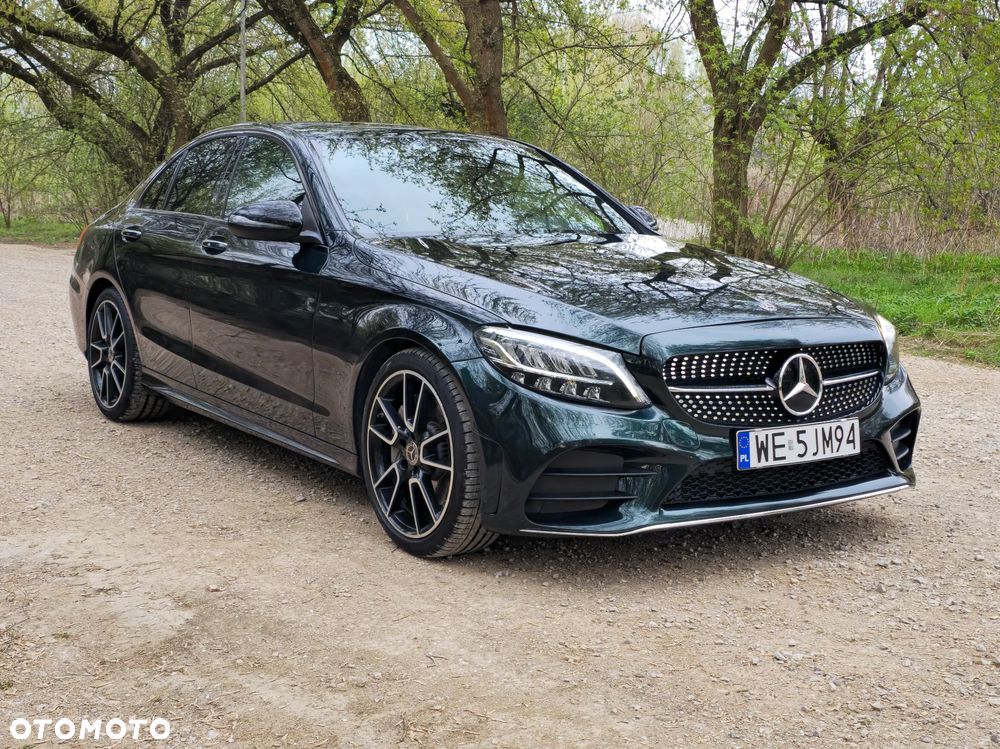 Mercedes-Benz Klasa C 300 9G-TRONIC AMG Line - 1