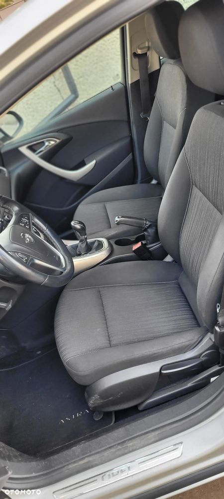 Opel Astra 1.6 Color Edition - 8