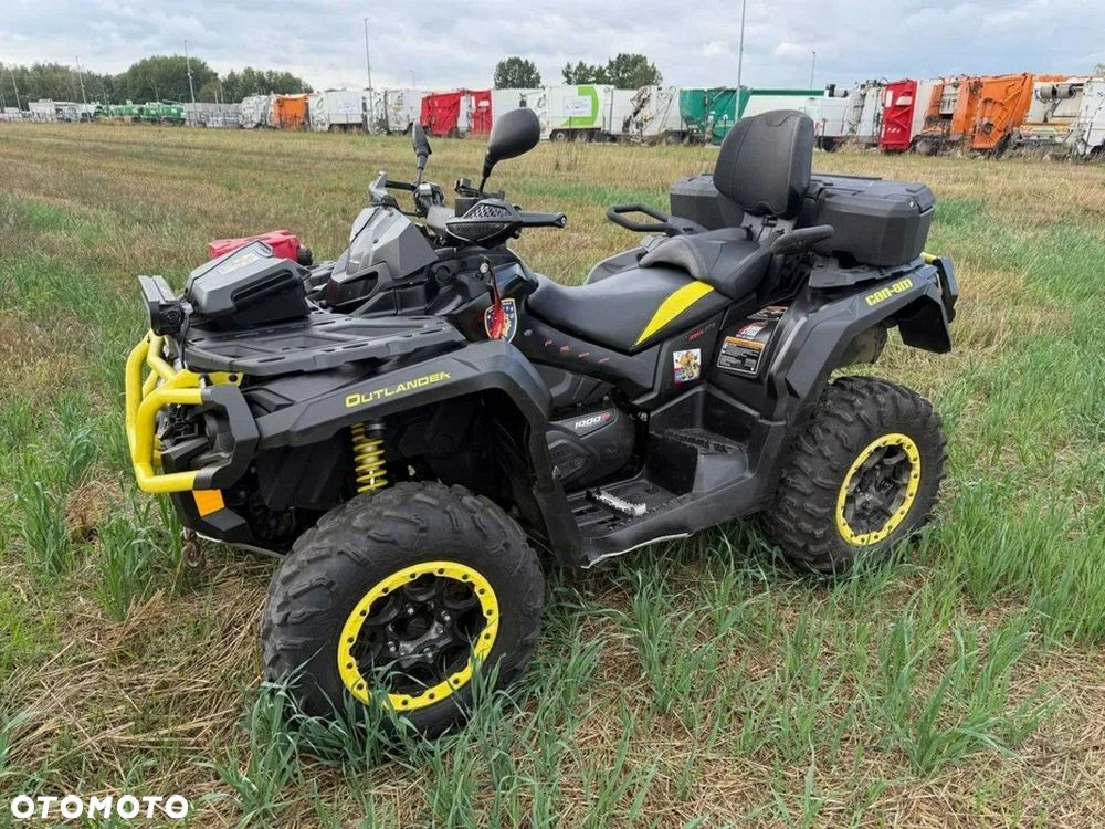 Can-Am Outlander Max - 1
