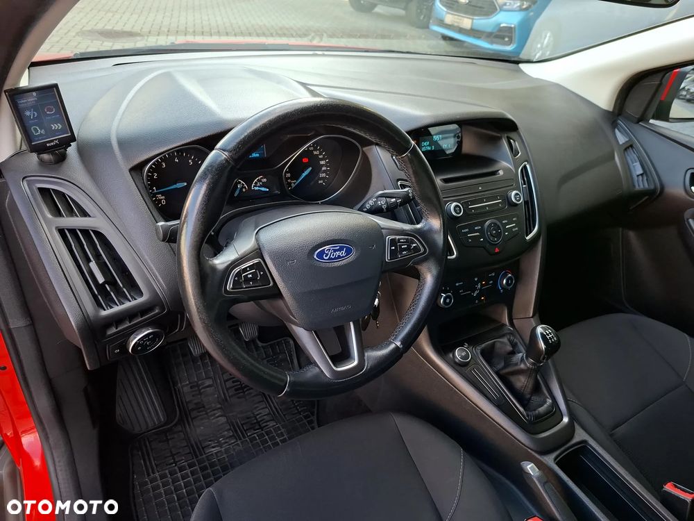 Ford Focus 1.6 Trend - 17