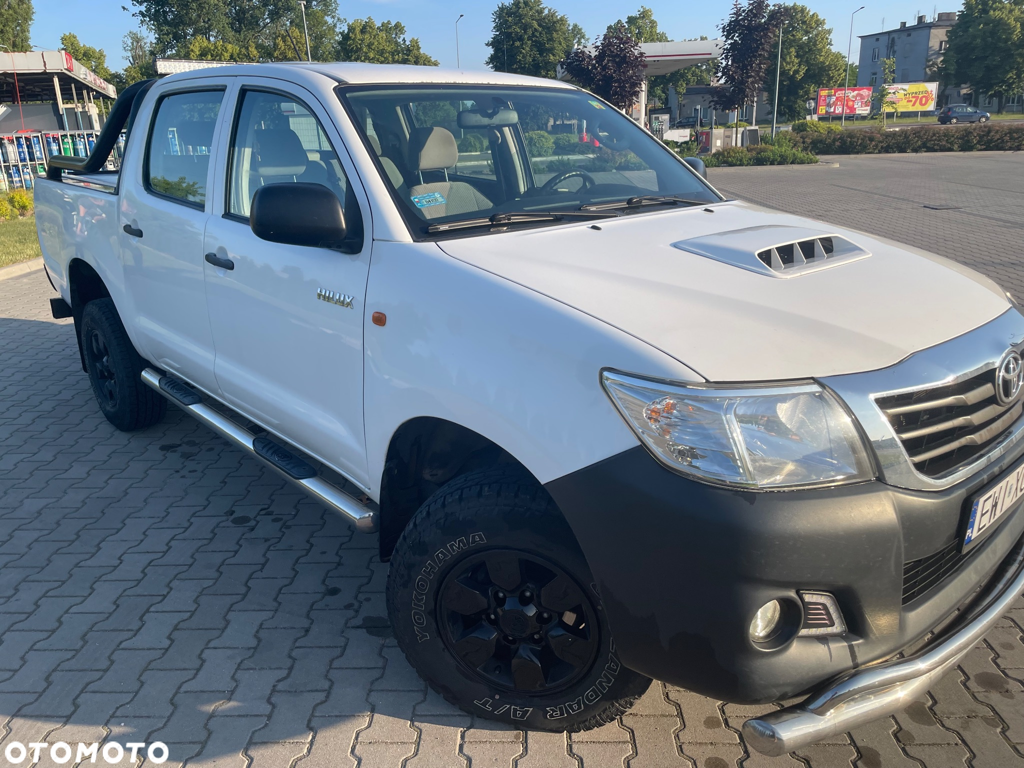Toyota Hilux - 4