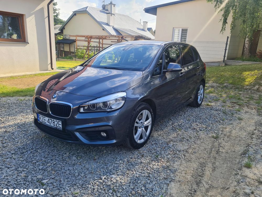 BMW Seria 2 220i - 4