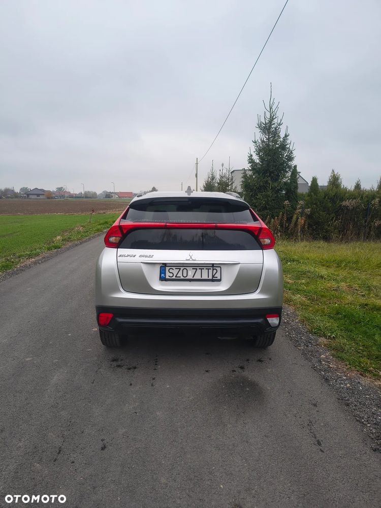 Mitsubishi Eclipse Cross - 9