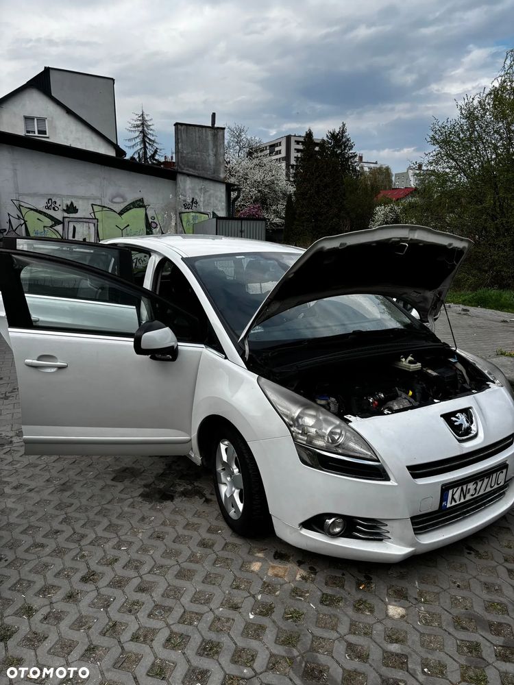 Peugeot 5008 ver-1-6-hdi-premium - 3