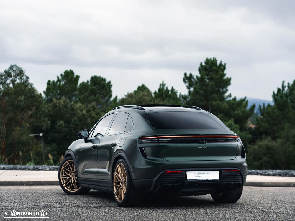 Porsche Macan Electric Turbo - 6