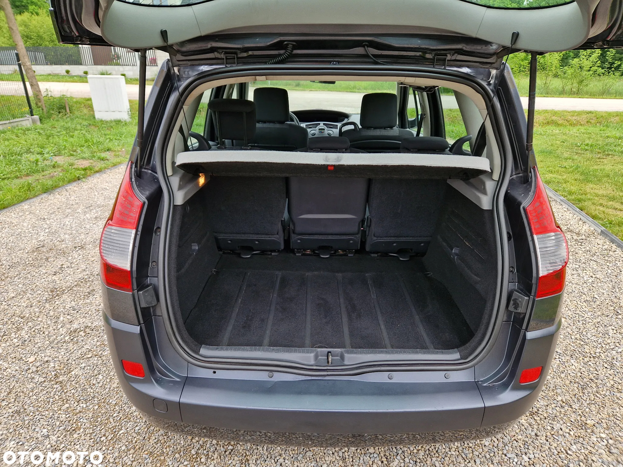 Renault Scenic 1.6 16V Alize Plus - 12