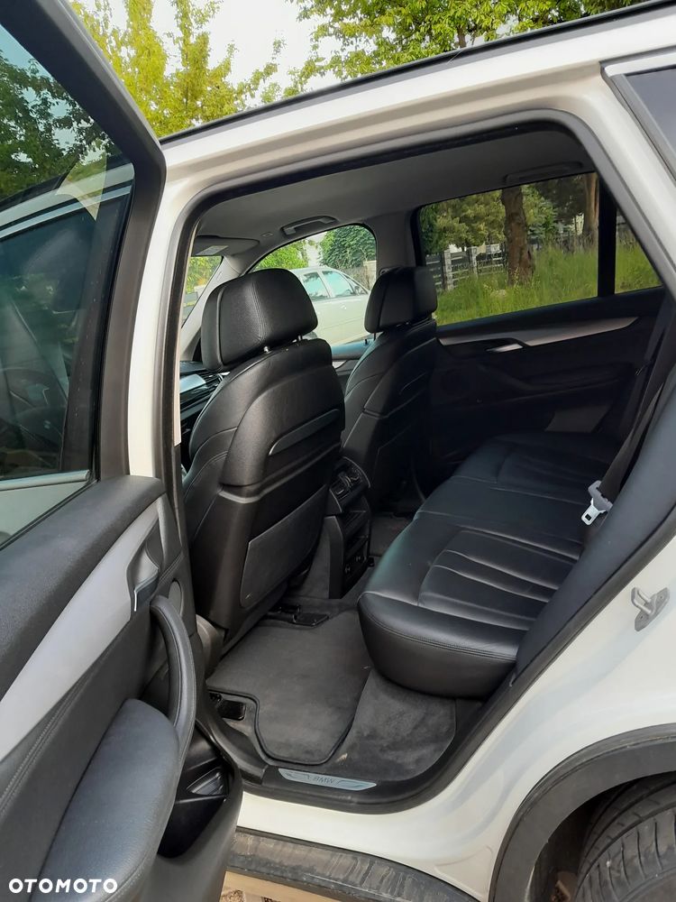 BMW X5 xDrive40d Sport-Aut - 11