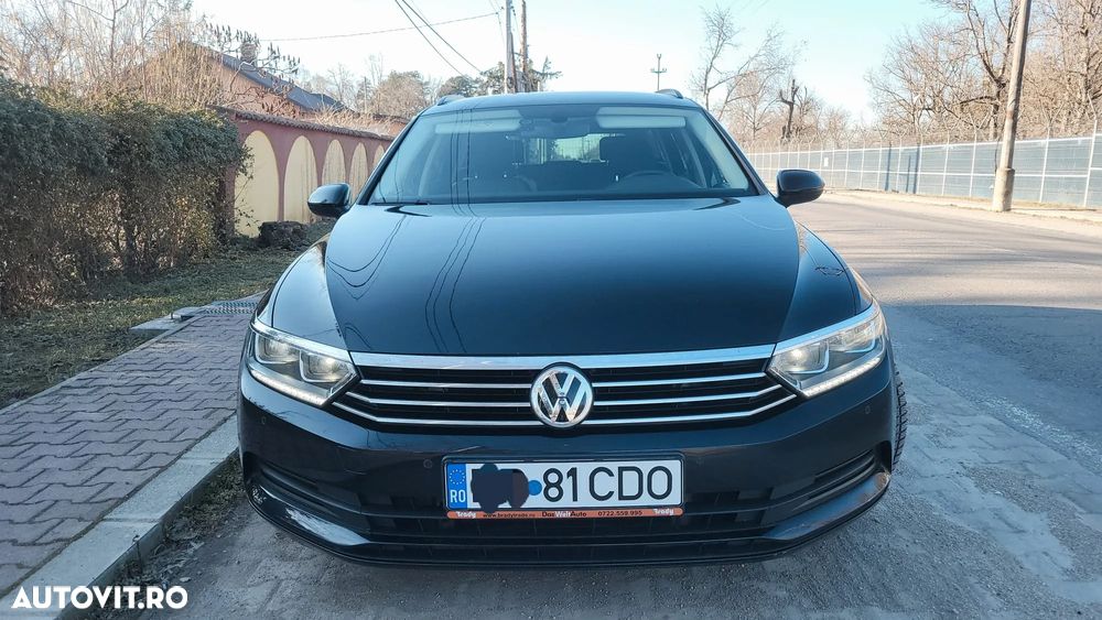 Volkswagen Passat 2.0 TDI SCR DSG Comfortline - 1