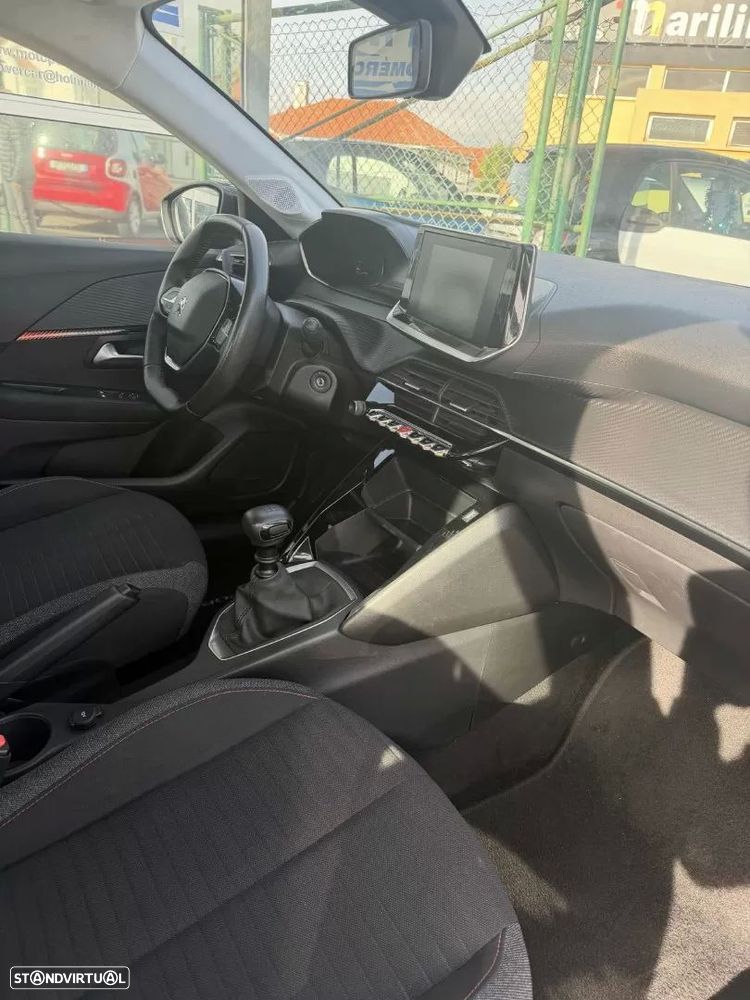 Peugeot 208 1.2 PureTech Active Pack - 4