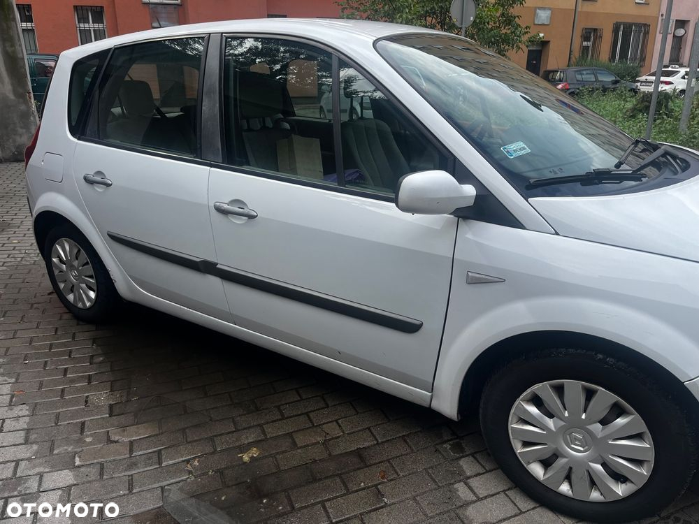 Renault Scenic - 2