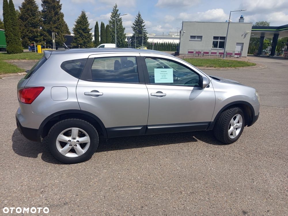 Nissan Qashqai - 2