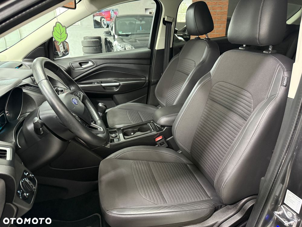 Ford Kuga 2.0 TDCi 4x4 Titanium - 18