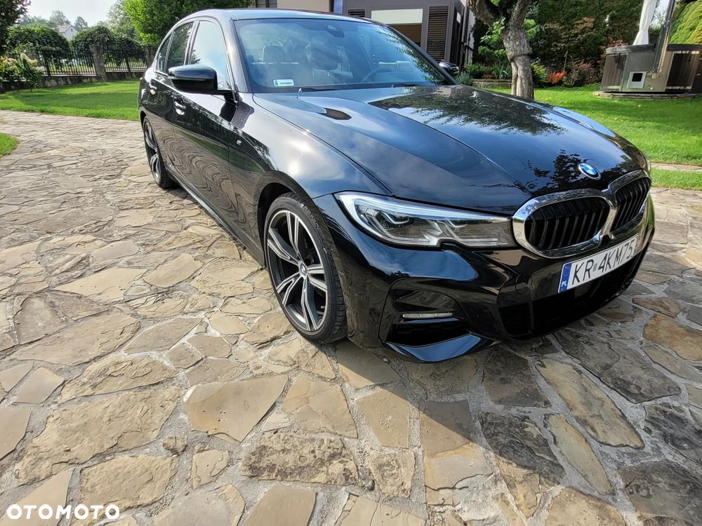BMW Seria 3 320d M Sport - 8