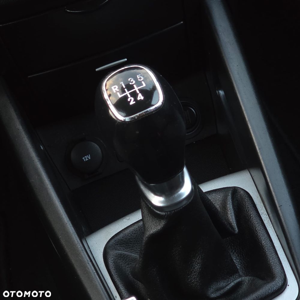 Kia Ceed - 26