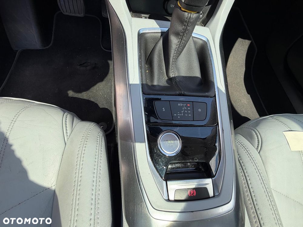 Peugeot 308 - 14