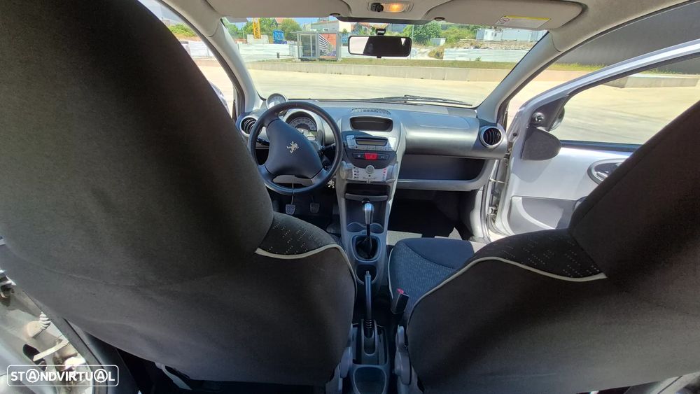 Peugeot 107 1.0 Black&Silver - 23