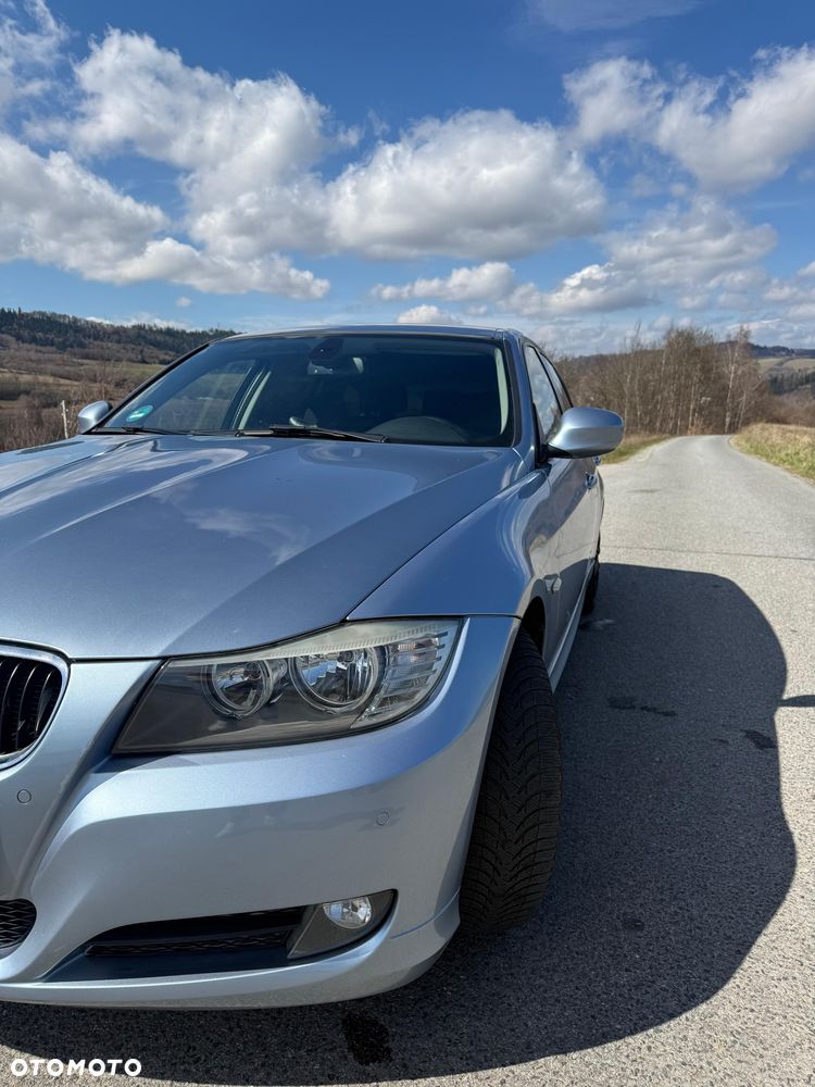 BMW Seria 3 320d DPF - 22