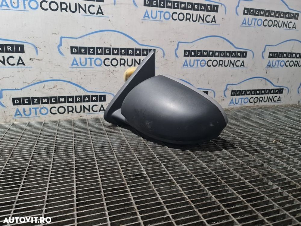 Oglinda stanga Dacia Duster II 2018 - 2021 4 Usi KNA Gris Comete (1318) Fara rabatare - 1